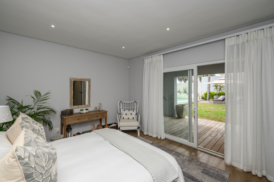 4 Bedroom Property for Sale in Summerstrand Eastern Cape